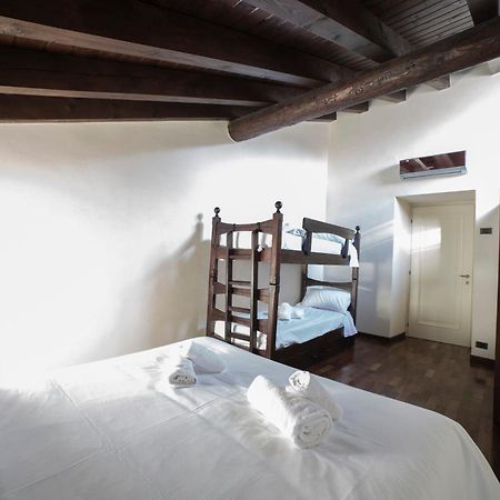 Ferienwohnung Dimora Storica Vicolo Del Volto Iseo Exterior foto